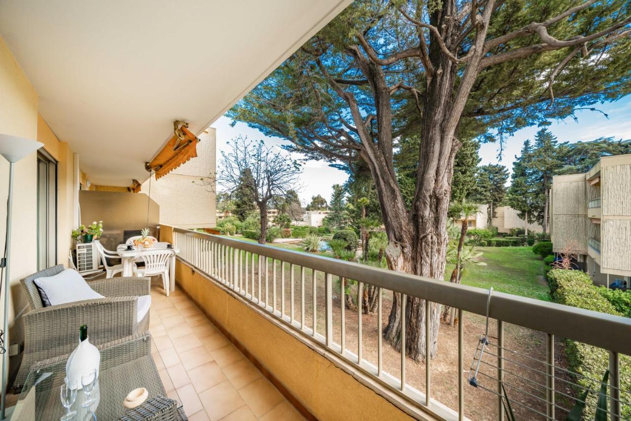אנטיב Spacious Apartment At A 5 Min Walk From The Beach מראה חיצוני תמונה