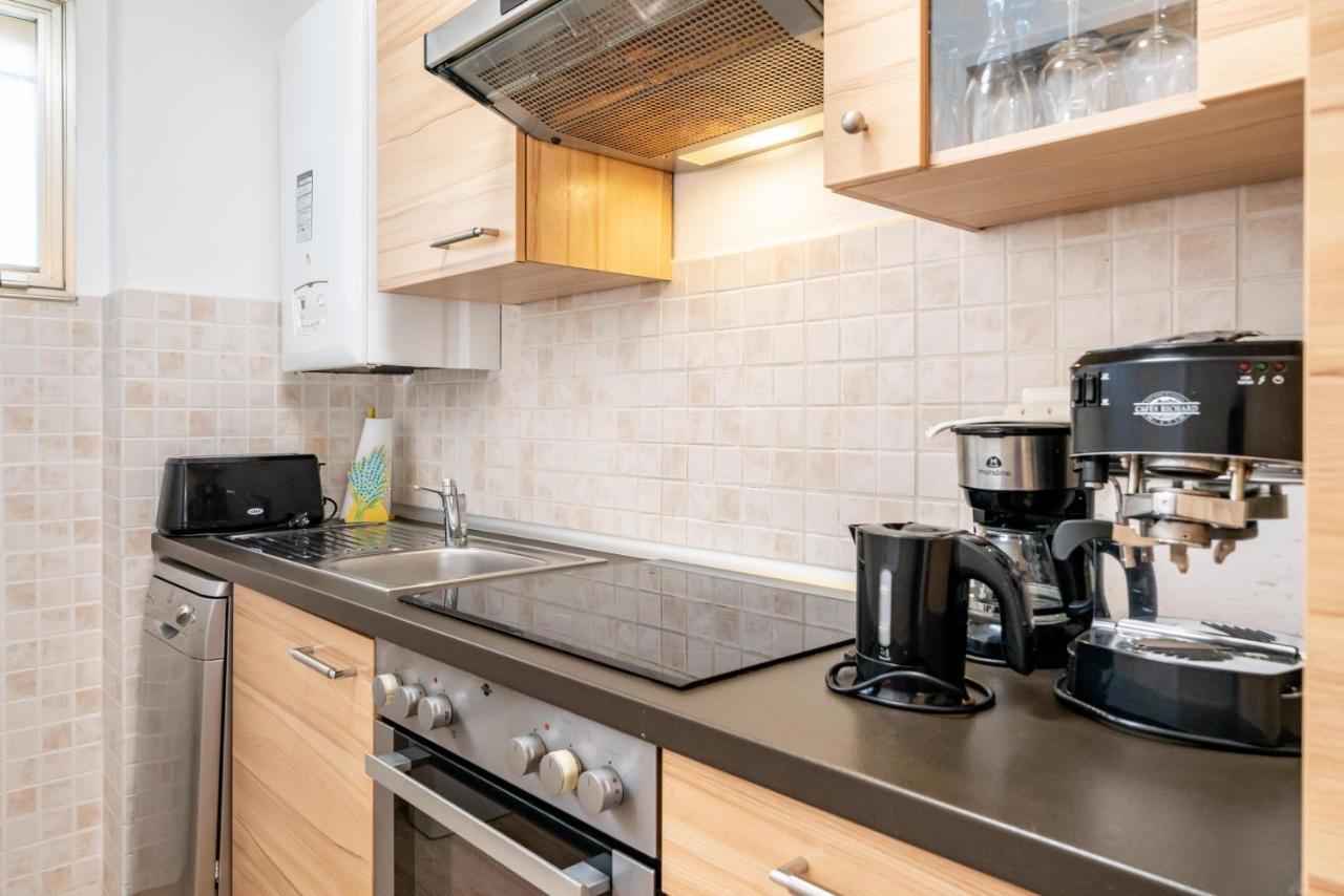 אנטיב Spacious Apartment At A 5 Min Walk From The Beach מראה חיצוני תמונה