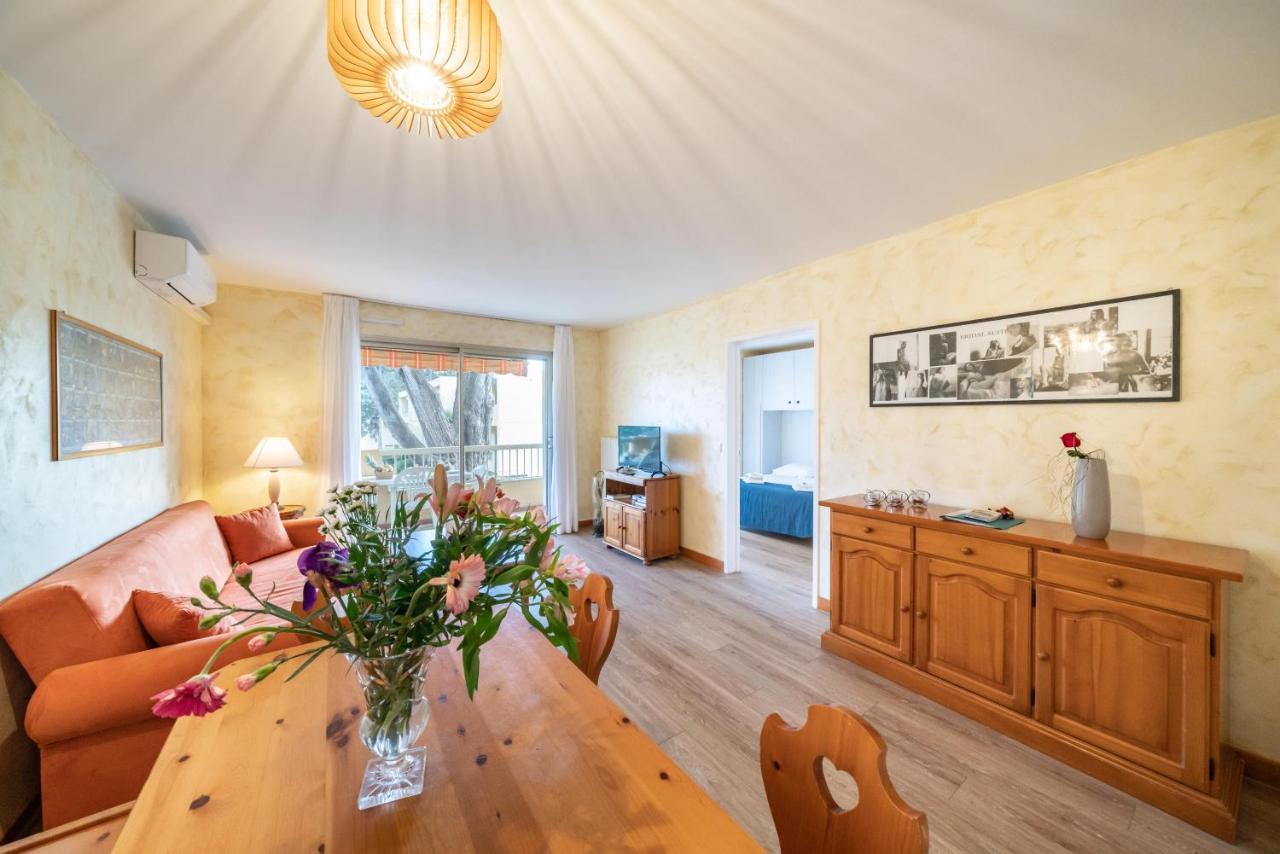 אנטיב Spacious Apartment At A 5 Min Walk From The Beach מראה חיצוני תמונה